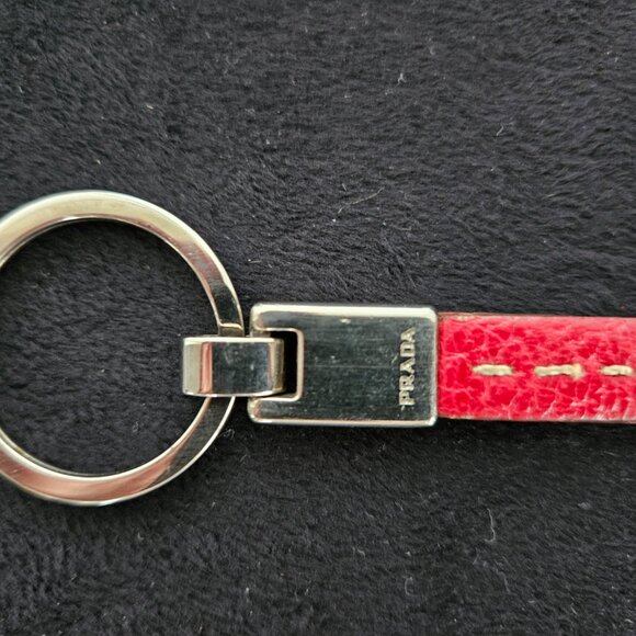 Prada - Red Leather Keychain - Picture 2 of 7